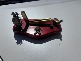 Golf-Themed Desktop Business Card Holder