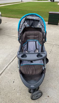 Good condition baby stroller for sale