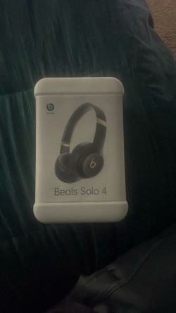 Beats Solo4