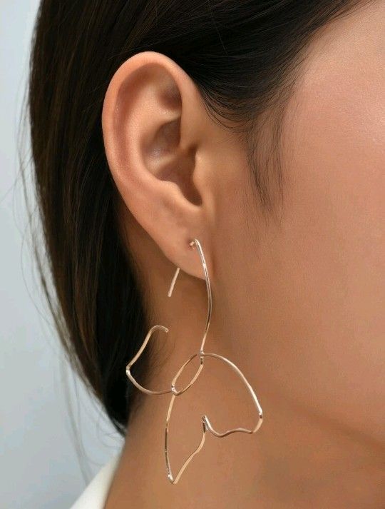 Butterfly Design Hoop Earrings