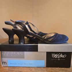 Women's Size 9.5 Mossimo Dress Shoes