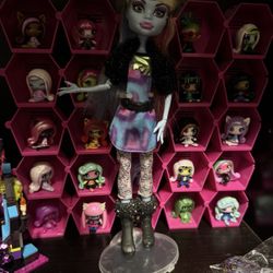 Abbey Bominable Monster High Doll 
