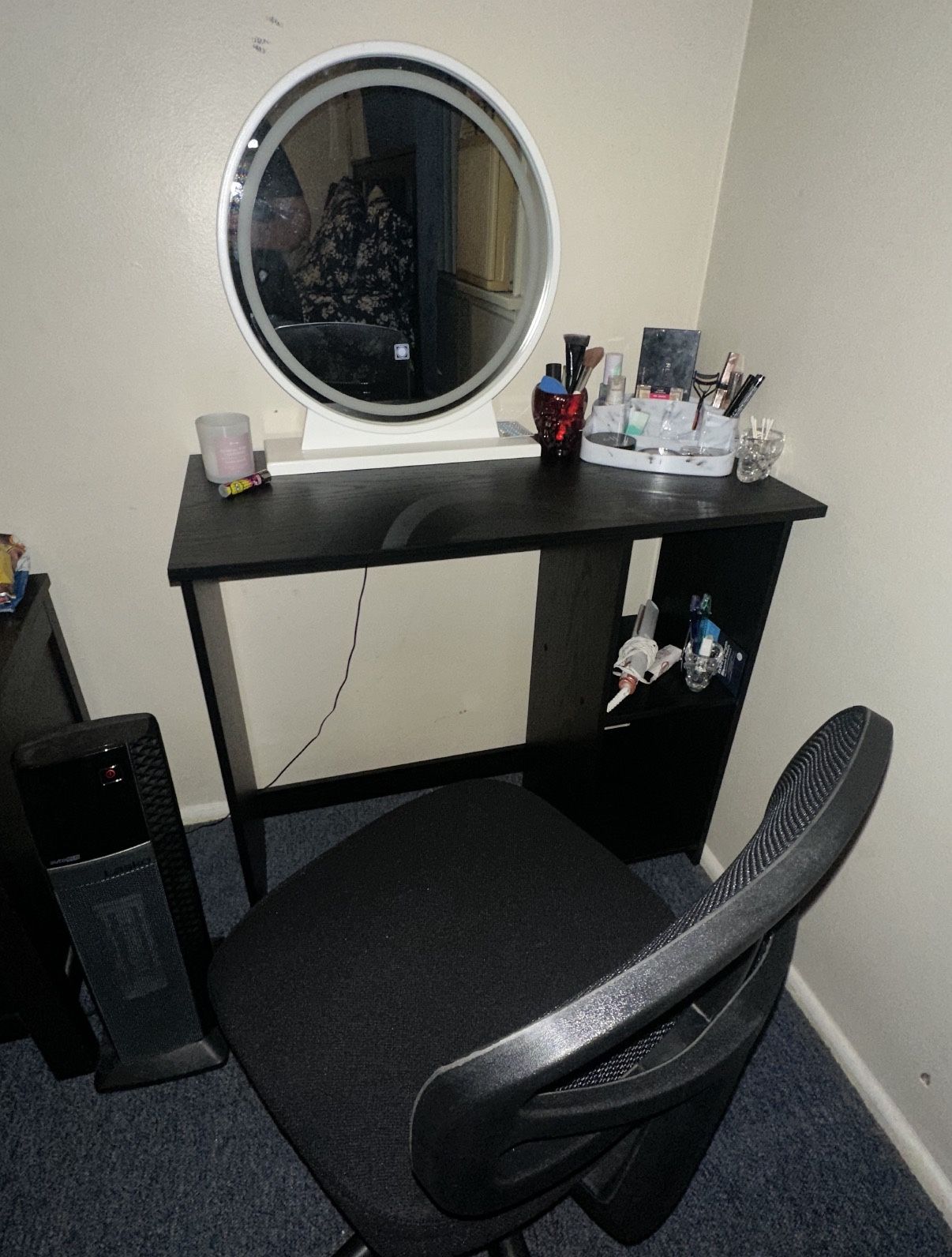 Desk With Roller Chair Set