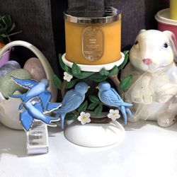 Bath & Body Works Birds on a Branch Pedestal Candle Holder & Wallflower Plug Set