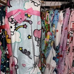 Hello Kitty Blanket 
