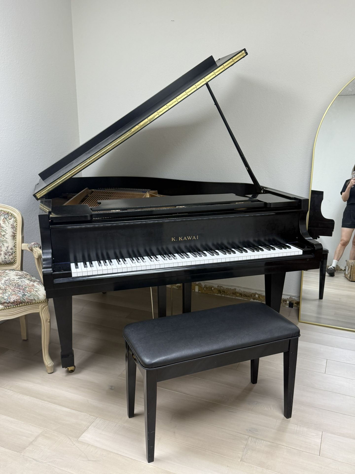 Kawai KG-1E Baby Grand Piano for Sale