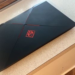 Omen Laptop That Runs Perfect *No Issues *MUST SEE *No Scratches * Will Trade For A Different Laptop.