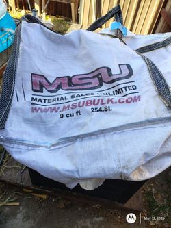 9 cu/ft material bags