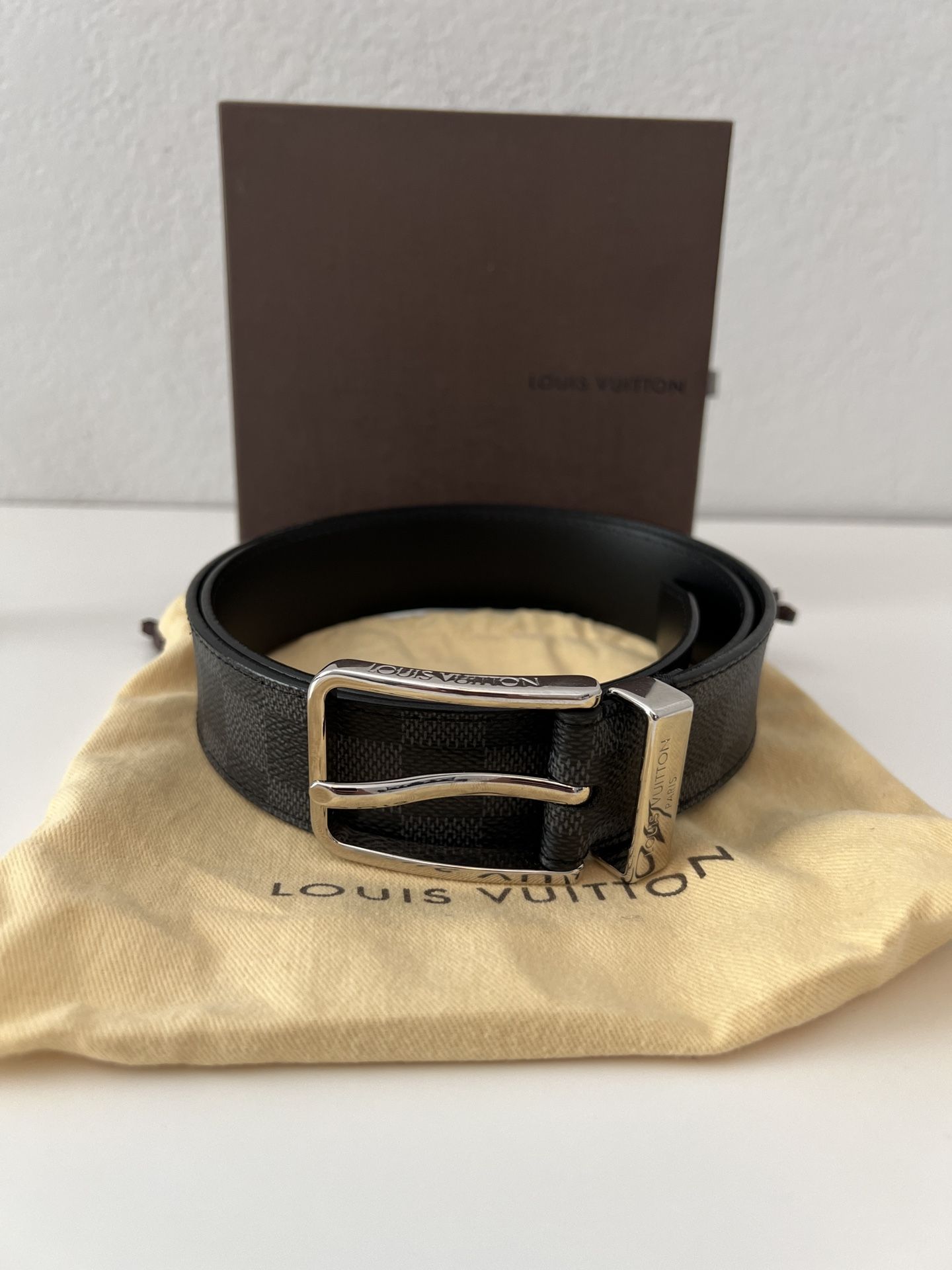 Louis Vuitton  belt