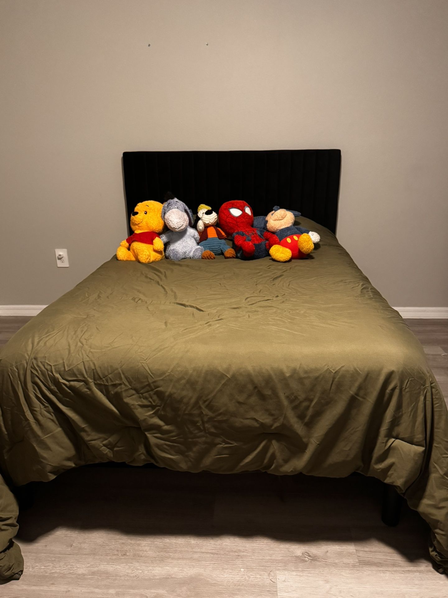 Full Bed Frame & Matress