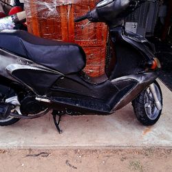 Italian Scooter 150cc Its Fast