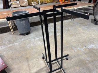 Clothes rack