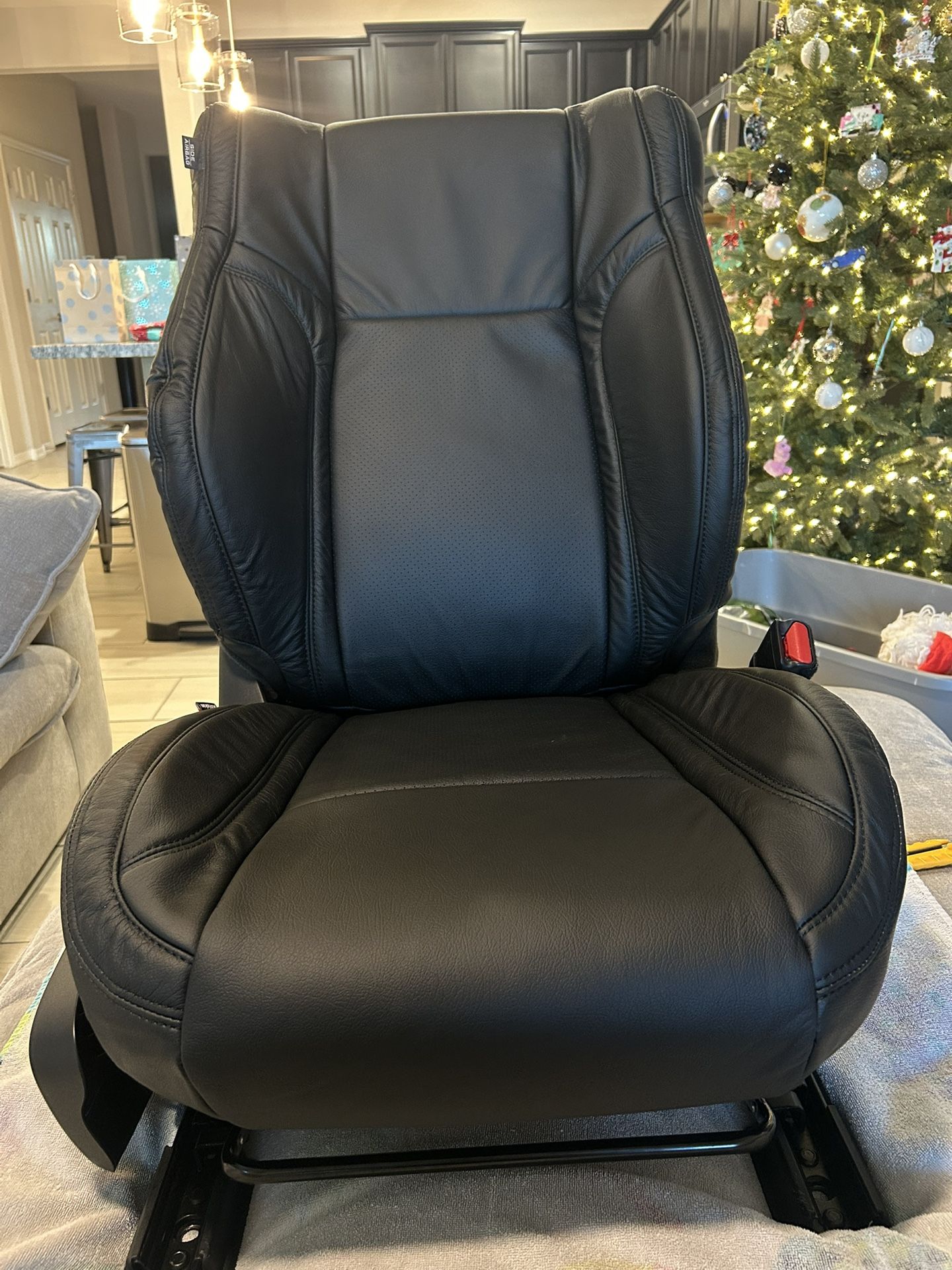 Dodge Challenger Hellcat Performance Seats