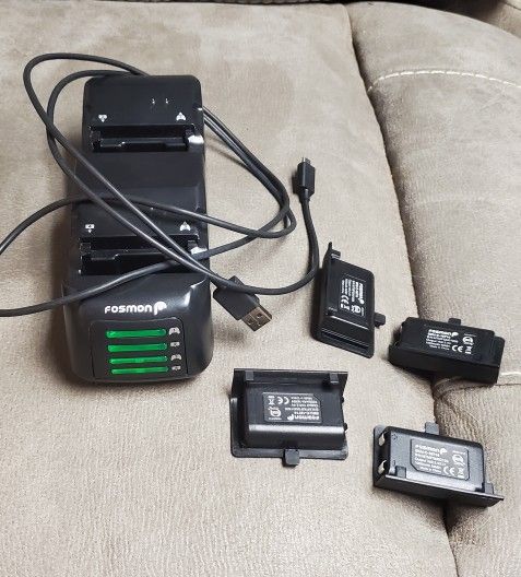 Fosmon Dual Controller Charger