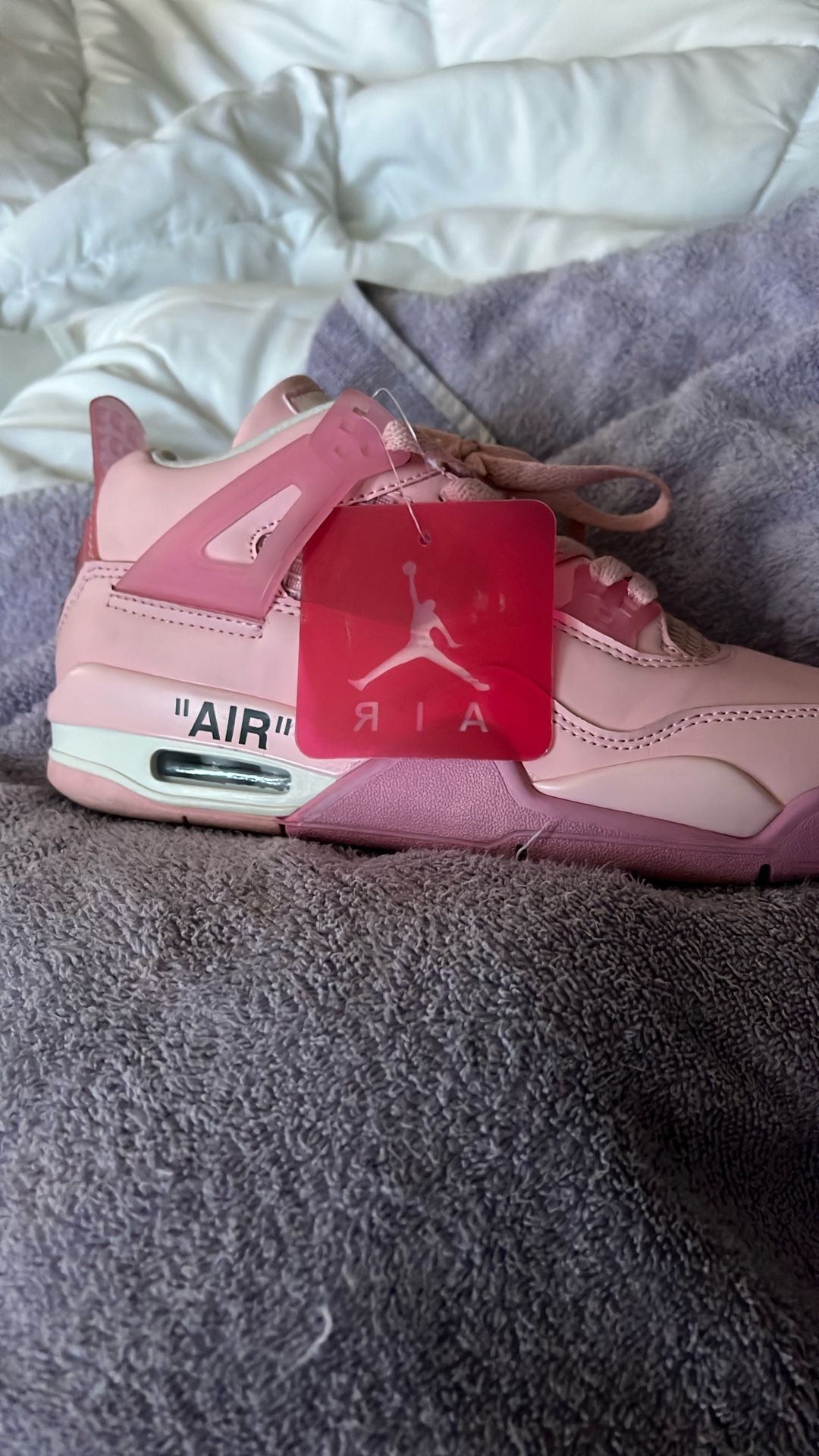Jordan 4 Retro Off White Pastel Pink , Need To Get Rid Now Of Them .