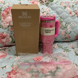 HELLO KITTY STANLEY TUMBLE
