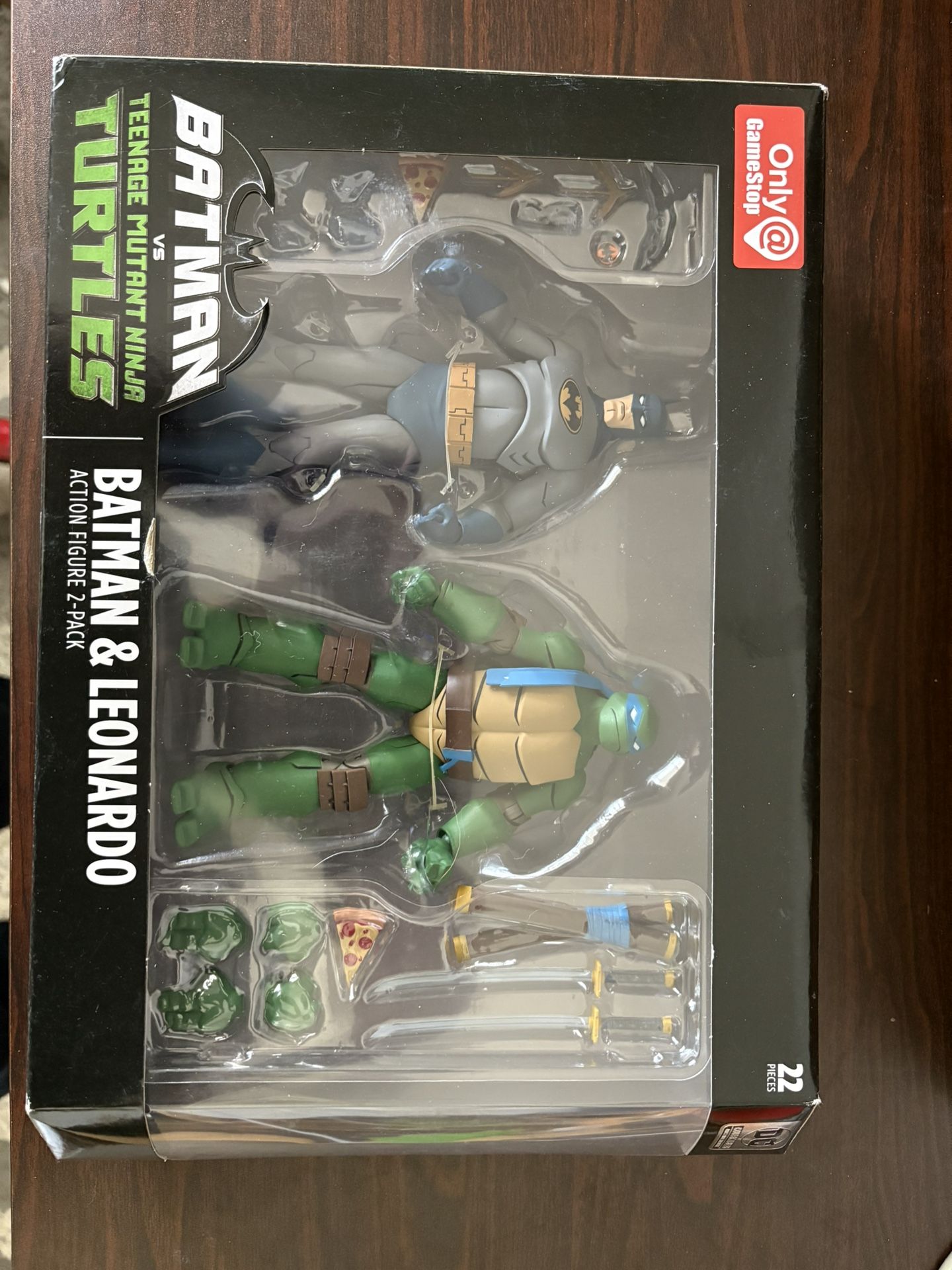 Batman Vs Teenage Mutant Ninja Turtles: Batman And Leonardo