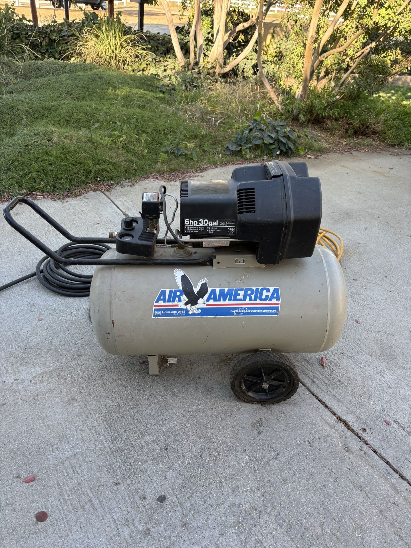 DeVILBISS Air America Air Compressor