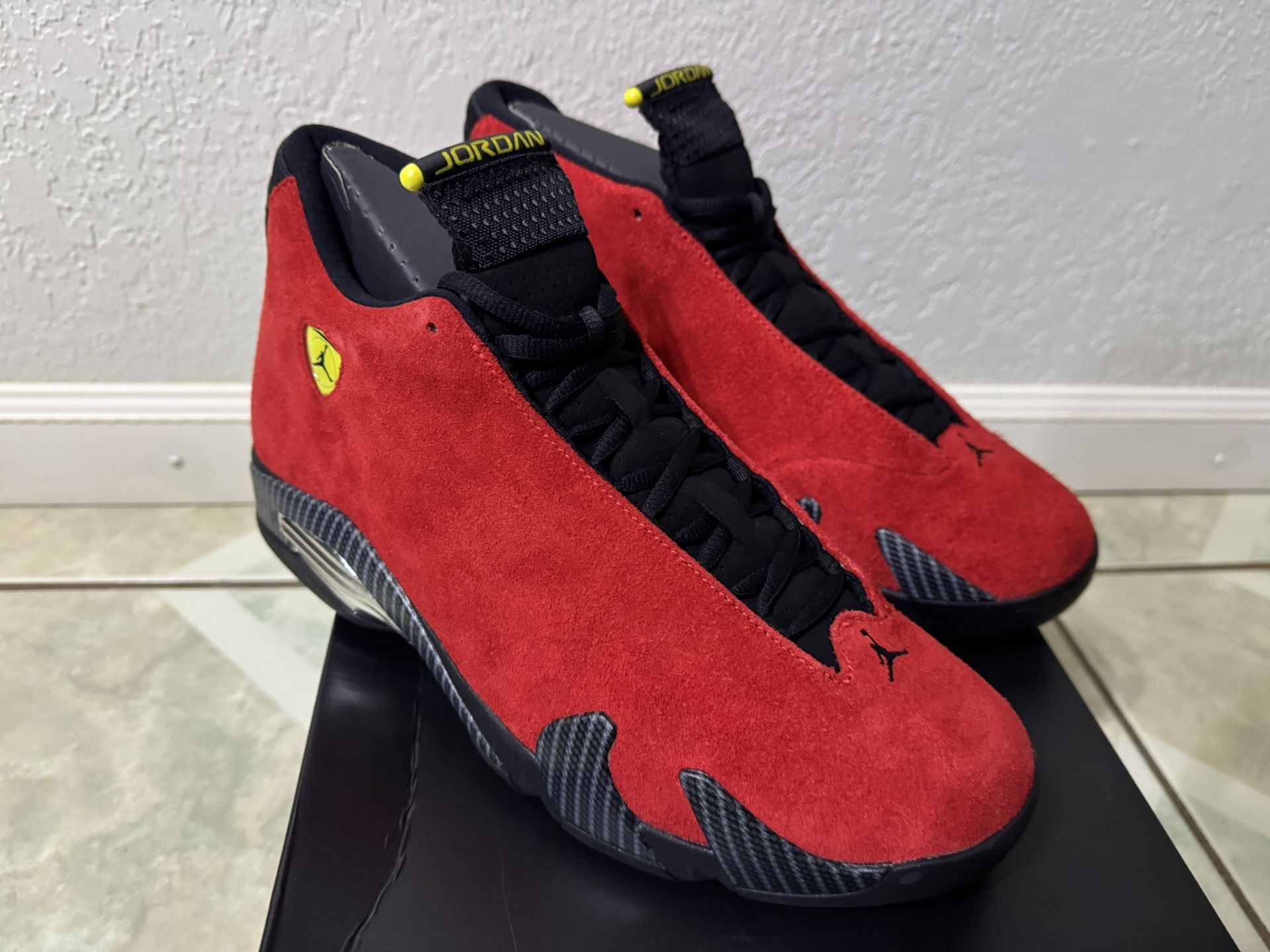 Nike Air Jordan Retro 14 Ferrari Challenge Red Sneakers Size 11.5 2014