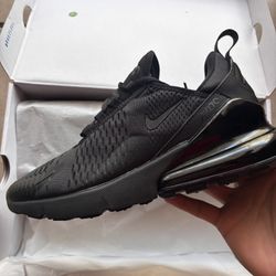 Nike 270 Men’s - New 