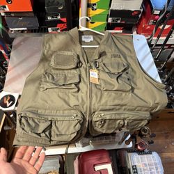 Field & Stream Multipocket Fishing Vest Brand New!  Size: X-Large