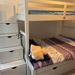 💐Jason White Finish Twin/Full Bunk Bed$20 Down Payment and delivery available 