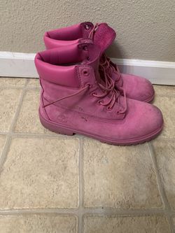 Pink timberlands 8 women’s