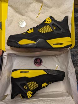 Jordan 4 Retro Thunder GS Sizes 6.5y