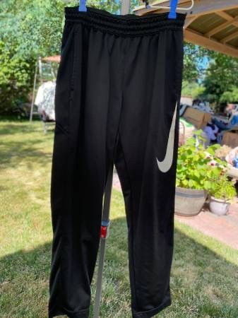 Men’s Clothes Size M Nike Dri-Fit Thermal Black Big SwooshTapered Pants Size Medium