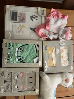 Baby bundle gift set