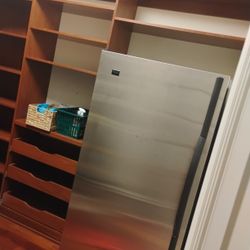 Whirlpool  Fridge New  Condition 