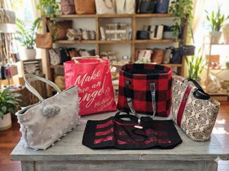 5 pcs Large Tote Bags 2 VS ; 1 Brighton ; 1 deux lux & 1 Barnes & Noble