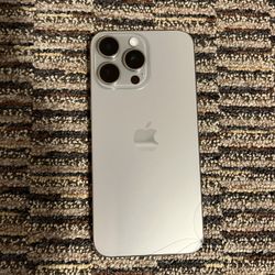 iPhone 15 Pro Max