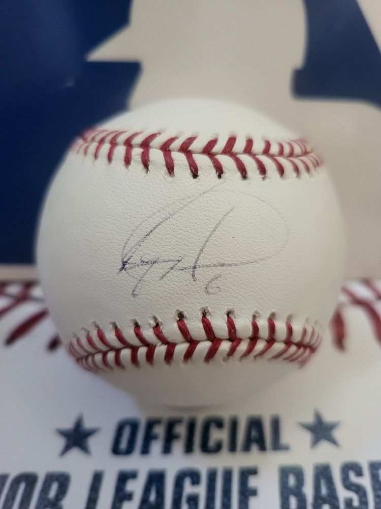Ryan Howard signed baseball