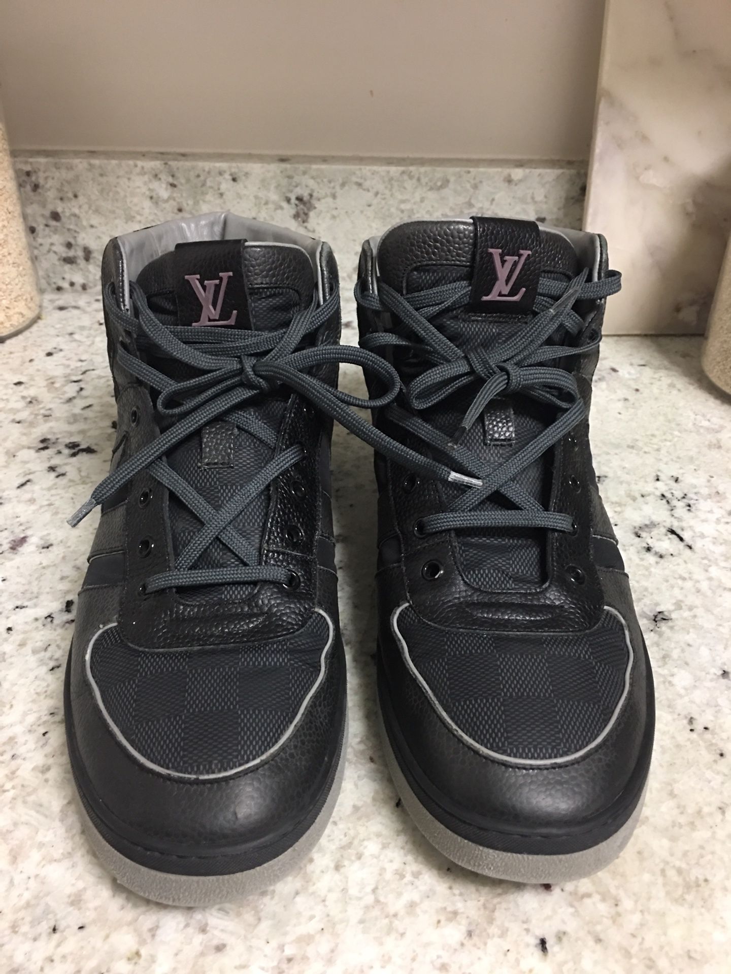 Men Louis Vuitton Sneakers