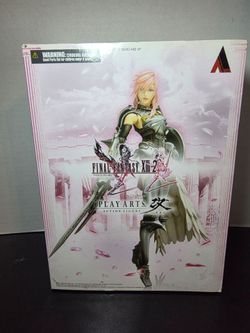 Square Enix Final Fantasy XIII-2 Play Arts Kai #1 Lightning Figure.