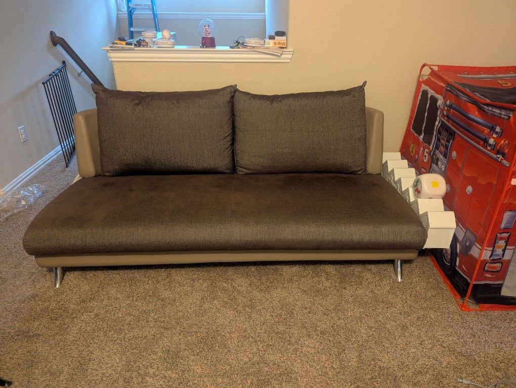 Modern Brown Zuri Sofa