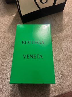 Bottega Veneta Orbit sz 41