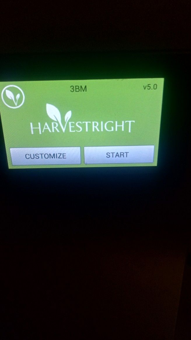 Harvest Right Freeze Dryer Medium Size W/ Oil Pump