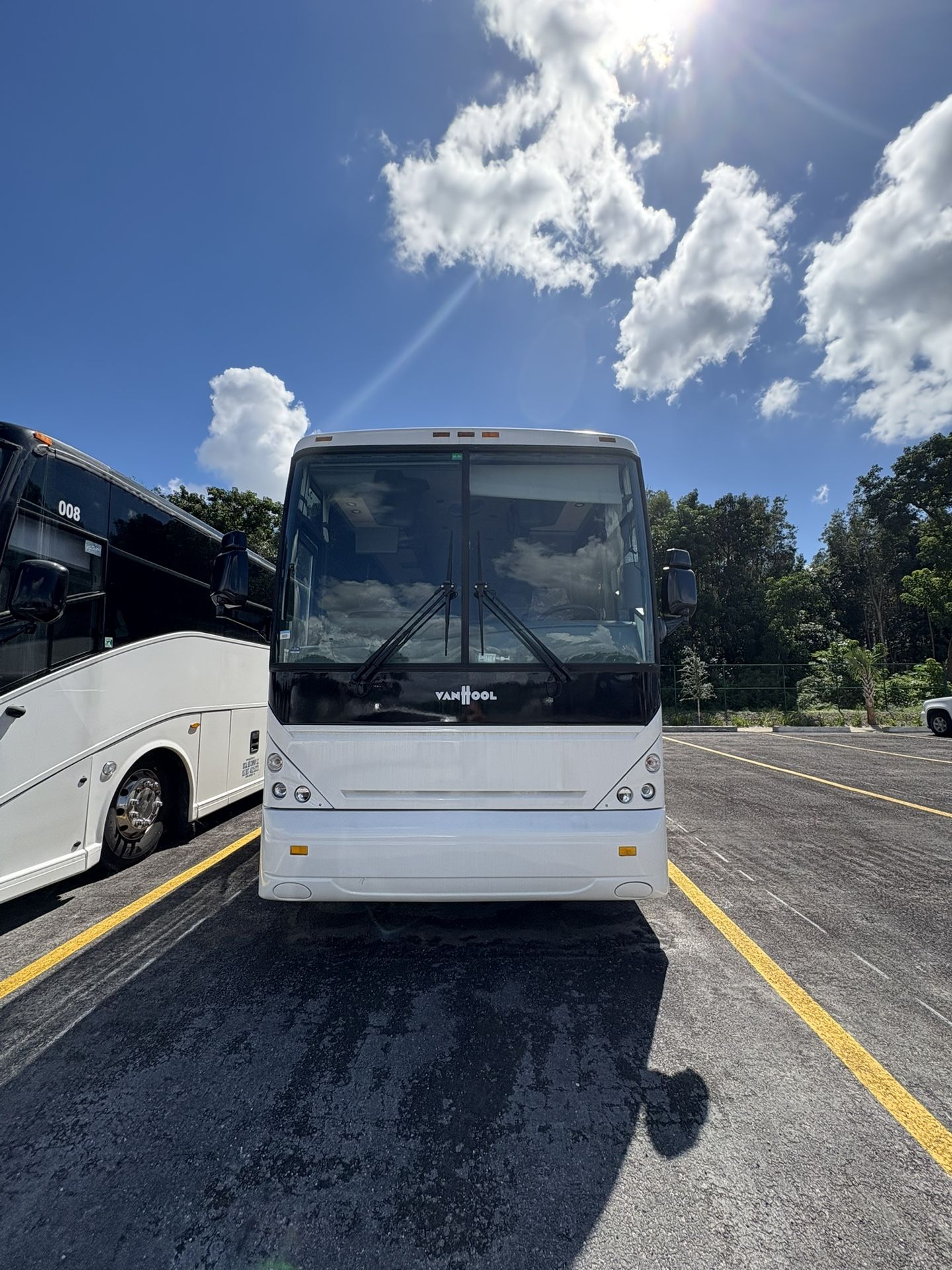 2010 Van Hool Motorcoach