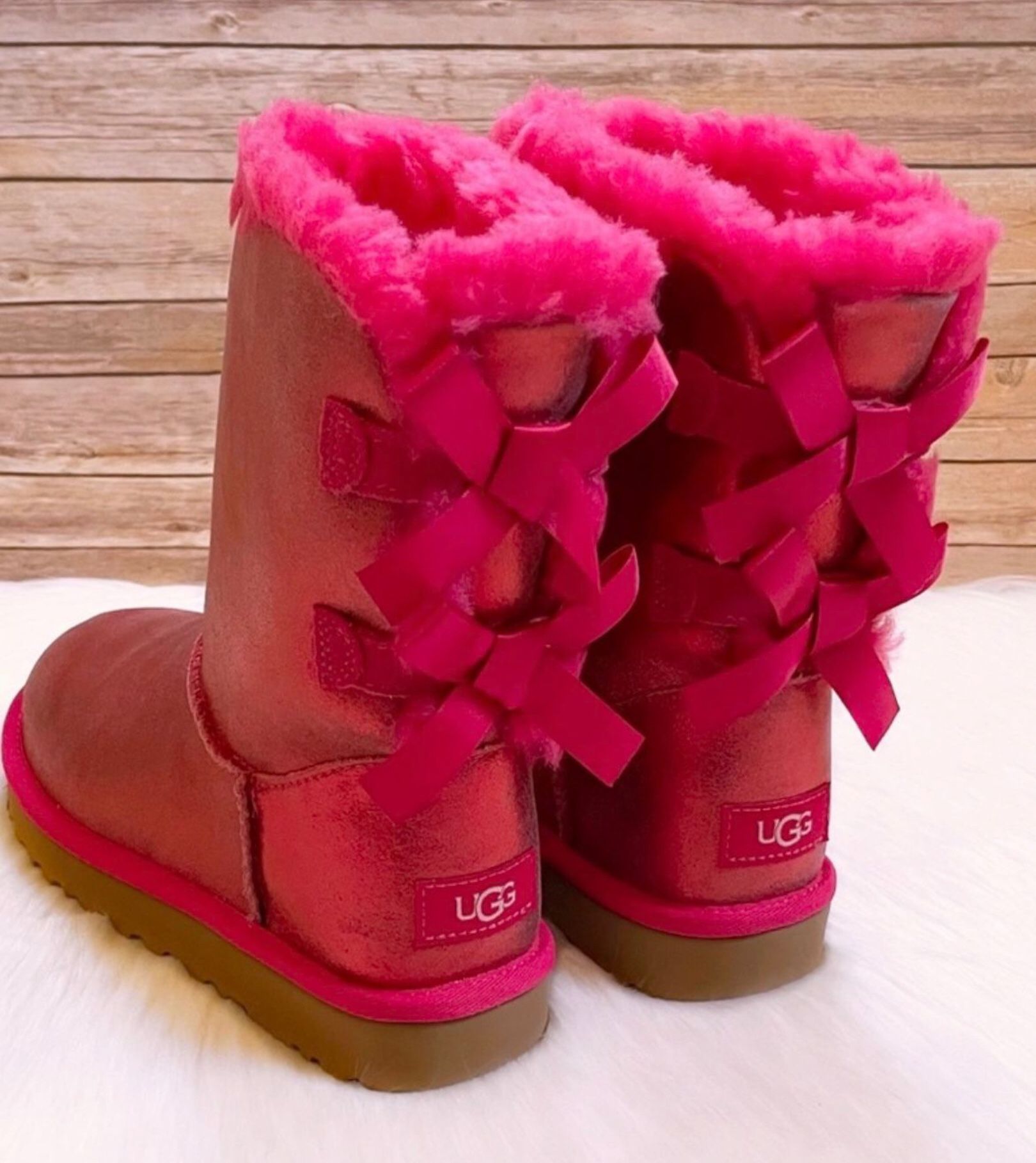 Ugg Pink Metallic Bailey Bow Boots Size 8