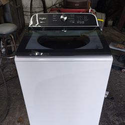 2025 Whirlpool Washer 5.3 cu ft removable agitator