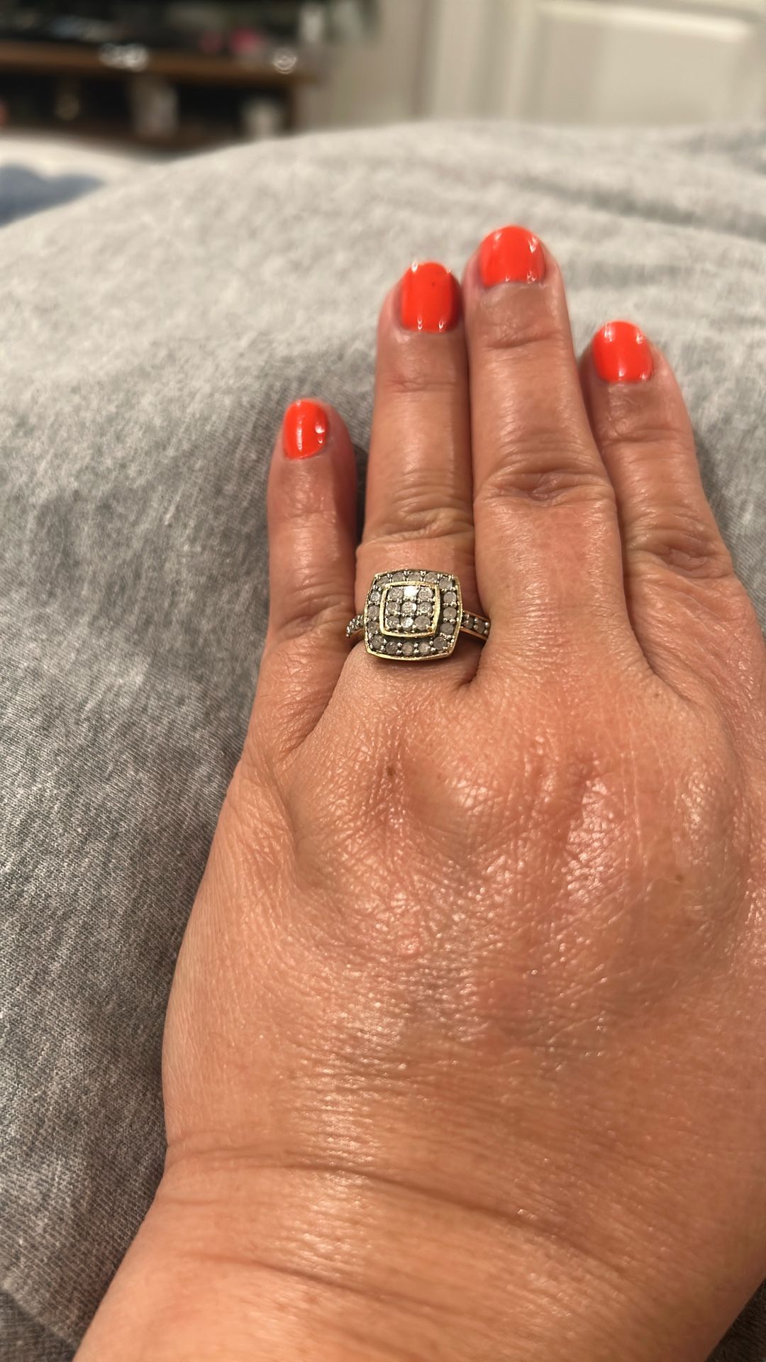 .75CTW ROUND WHITE DIAMOND 10K YELLOW GOLD RING