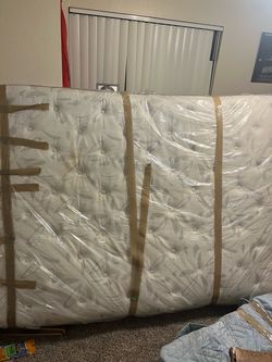 Queen mattress