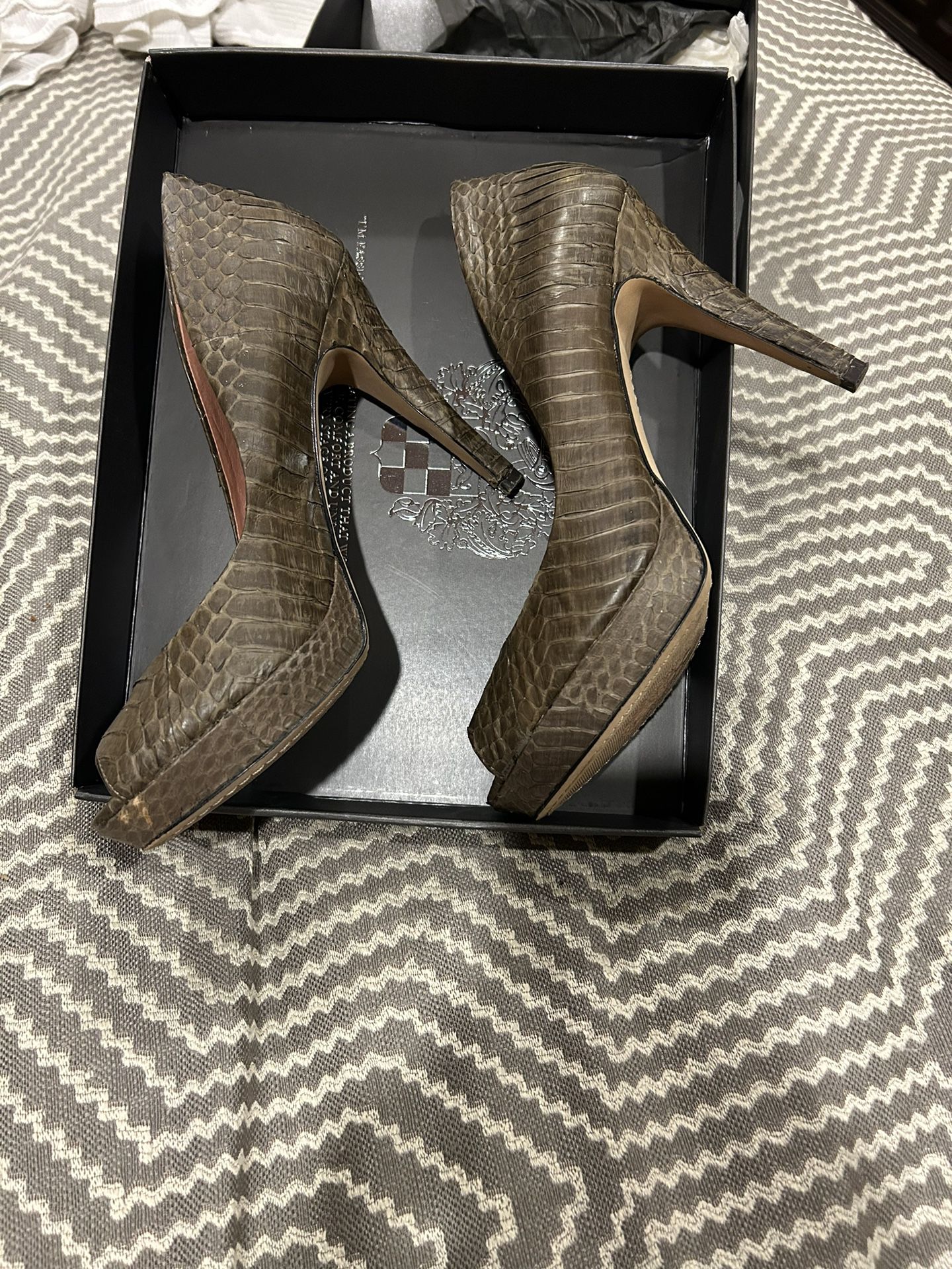 Vince Camuto Army Green Snake Print Heels - Size 9M