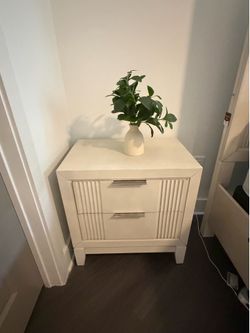Beige night stand pickup only (i have 2)