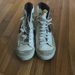 size 9 nike blazers