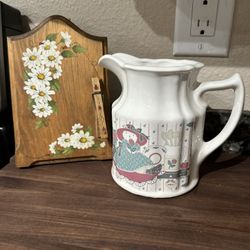 Vintage country cat pitcher