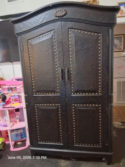 mueble para TV  y stros equipos electronicos