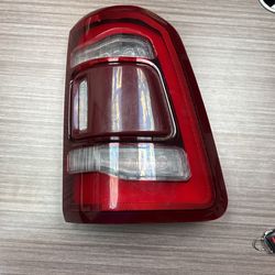 OEM | 2019-22 Dodge Ram 1500 RH LED Tail Light BLIND Spot Module Sensor
